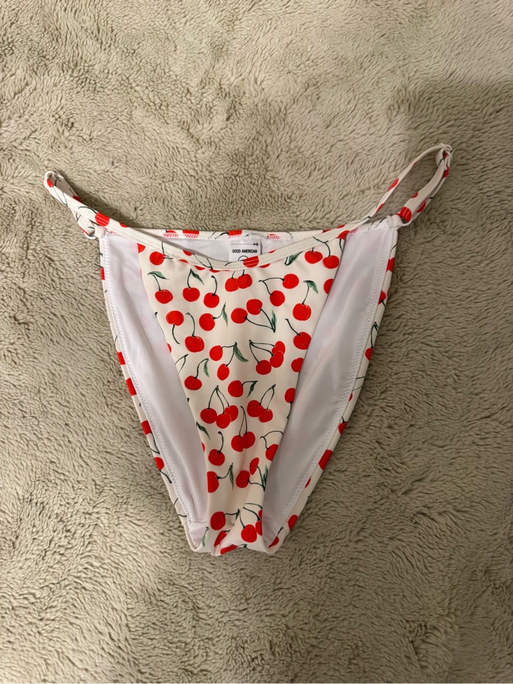Good American Cherry Perfect Fit bikini bottoms  NWOT